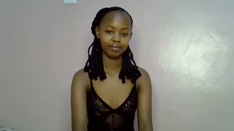 Snapshot of tinybarbie_ chatting on 7, 11, 2025 Barbie online show from 7, 11, 2025