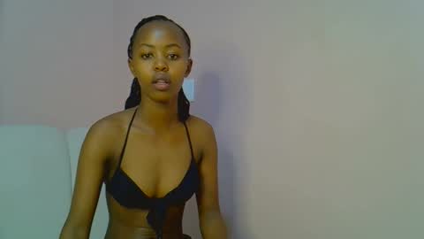 Snapshot of tinybarbie_ chatting on 21, 11, 2025 Barbie online show from 21, 11, 2025