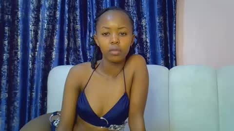 Snapshot of tinybarbie_ chatting on 30, 11, 2025 Barbie online show from 30, 11, 2025