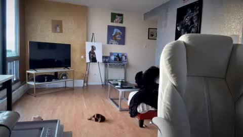 stage Kylie Sinner  brand CLITBAIT online show from 25, 2, 2025