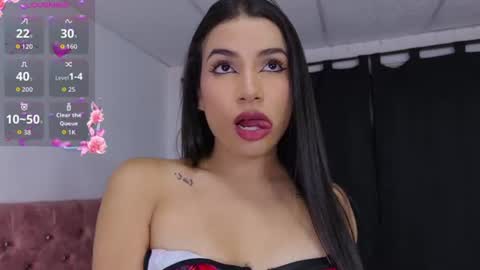 Tiphani Walker online show from 29, 7, 2026