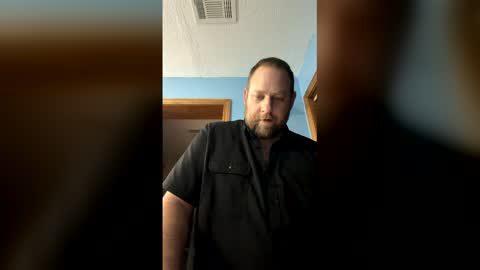 Snapshot of tipman84 chatting on 23, 4, 2026 C online show from 23, 4, 2026