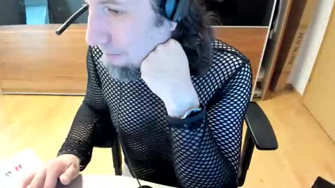 Snapshot of tirolerboy27 chatting on 9, 3, 2026 Tirolerboy27 online show from 9, 3, 2026