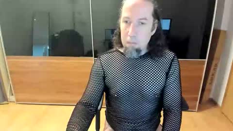 Snapshot of tirolerboy27 chatting on 16, 4, 2026 Tirolerboy27 online show from 16, 4, 2026