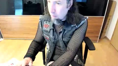 Snapshot of tirolerboy27 chatting on 28, 4, 2026 Tirolerboy27 online show from 28, 4, 2026