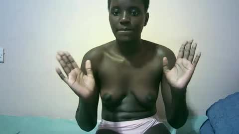 Snapshot of tishah chatting on 18, 10, 2025 Roshan online show from 18, 10, 2025