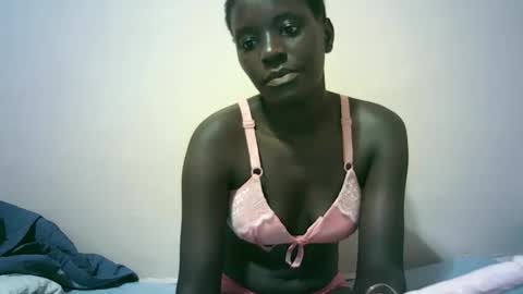 Snapshot of tishah chatting on 24, 10, 2025 Roshan online show from 24, 10, 2025