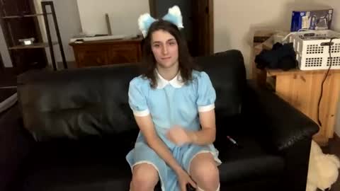 tjfemboi5641 online show from 4, 11, 2025