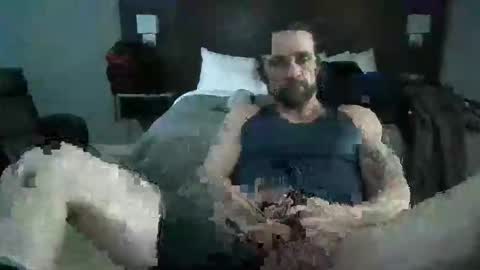 Snapshot of tjj83 chatting on 5, 3, 2025 tjj83 online show from 5, 3, 2025