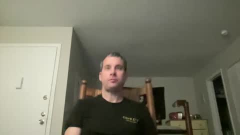 Snapshot of tleigh24 chatting on 4, 1, 2025 tleigh24 online show from 4, 1, 2025