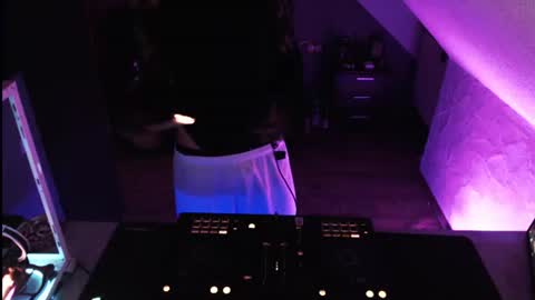 tobi676 online show from 5, 7, 2026