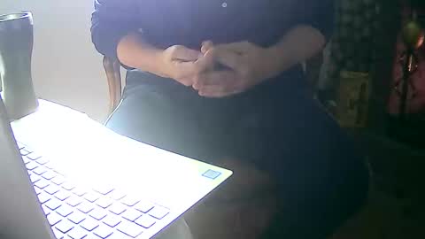 Snapshot of tobikoyuzu chatting on 27, 12, 2024 Tobiko online show from 27, 12, 2024