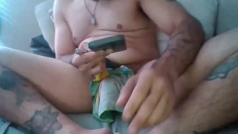 Snapshot of todamnmuch chatting on 4, 1, 2025 Dickinsince93 online show from 4, 1, 2025