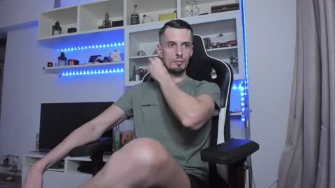 Snapshot of toddclaytonn chatting on 6, 11, 2025 Todd online show from 6, 11, 2025