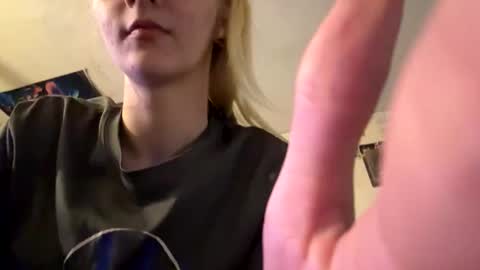 Snapshot of tohottohandletocoldtohold chatting on 23, 2, 2026 tohottohandletocoldtohold online show from 23, 2, 2026