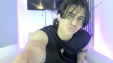 toji lee online show from 26, 10, 2025