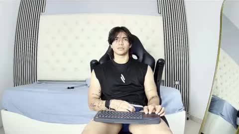 toji lee online show from 2, 11, 2025