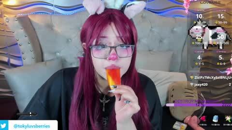 Snapshot of toky_doll chatting on 14, 12, 2024 toky online show from 14, 12, 2024