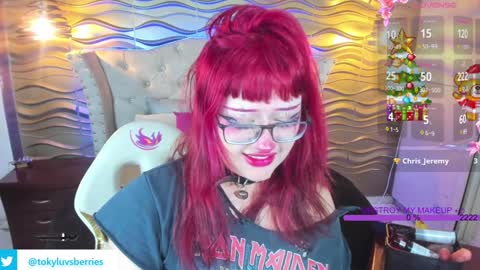 Snapshot of toky_doll chatting on 18, 12, 2024 toky online show from 18, 12, 2024