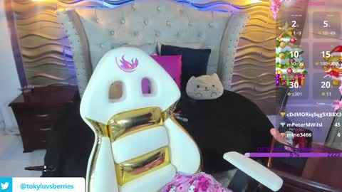 Snapshot of toky_doll chatting on 19, 12, 2024 toky online show from 19, 12, 2024