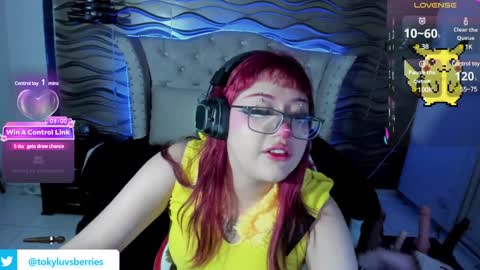 Snapshot of toky_doll chatting on 11, 1, 2025 toky online show from 11, 1, 2025