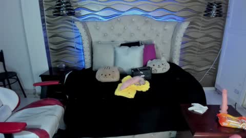 Snapshot of toky_doll chatting on 12, 1, 2025 toky online show from 12, 1, 2025