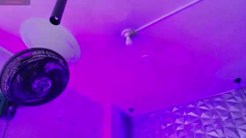 Snapshot of toky_doll chatting on 6, 10, 2025 toky online show from 6, 10, 2025