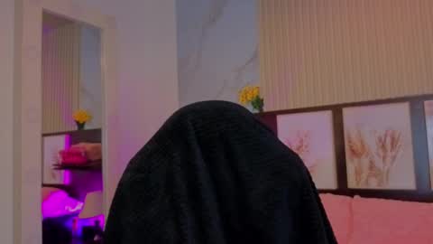 Snapshot of tokyoluu chatting on 19, 9, 2025 tokyoluu online show from 19, 9, 2025