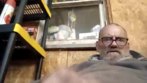 Snapshot of tolinbuilds68 chatting on 6, 11, 2025 tolinbuilds68 online show from 6, 11, 2025