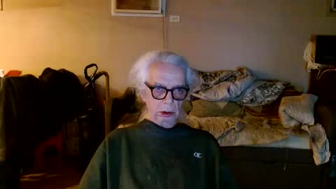 Snapshot of tom112292014 chatting on 2, 3, 2026 tom112292014 online show from 2, 3, 2026