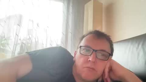 Snapshot of tom6644 chatting on 31, 1, 2025 Tom online show from 31, 1, 2025