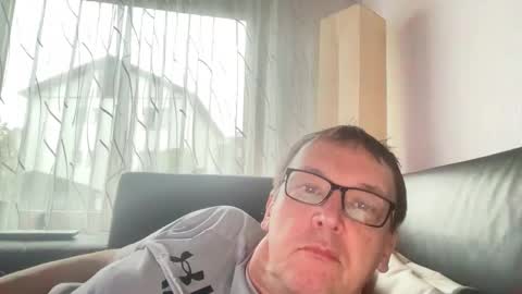 Snapshot of tom6644 chatting on 14, 3, 2026 Tom online show from 14, 3, 2026
