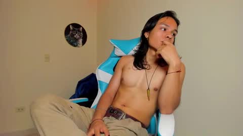 tom online show from 1, 10, 2025