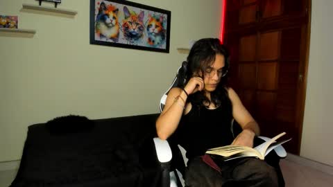 tom online show from 21, 12, 2025