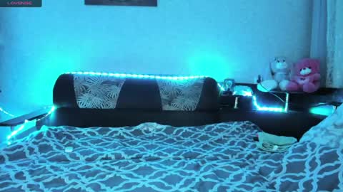tom__mily online show from 23, 4, 2026