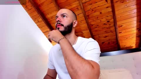   online show from 30, 11, 2025