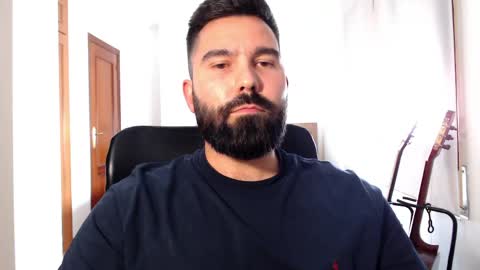 Snapshot of tom_bearded chatting on 4, 5, 2026 Tom online show from 4, 5, 2026