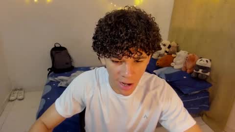 Tom Blue online show from 2, 2, 2026