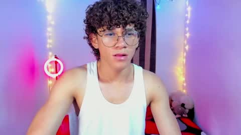 Snapshot of tom_blue10 chatting on 12, 5, 2026 Tom Blue online show from 12, 5, 2026