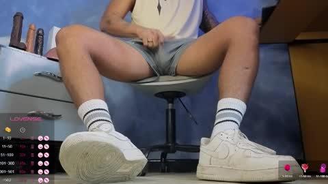 Tom online show from 28, 3, 2026