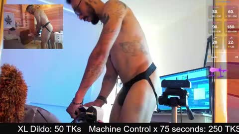 Snapshot of tom_cooper_1 chatting on 22, 1, 2025 Master of pleasure online show from 22, 1, 2025