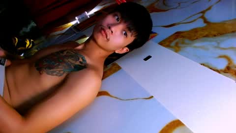 Snapshot of tom_hugecockloader chatting on 8, 4, 2026 tom_hugecockloader online show from 8, 4, 2026