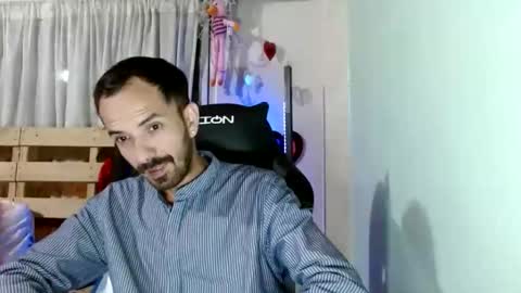 Snapshot of tomas_gerauld chatting on 10, 3, 2026 tomas gerauld. make me happy with 10000 tokens online show from 10, 3, 2026