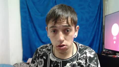 tomas_turbado_ online show from 24, 6, 2026