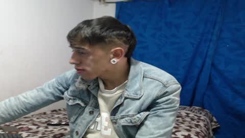 tomas_turbado_ online show from 24, 7, 2026