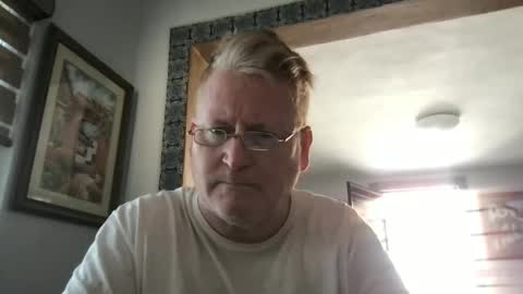 Snapshot of tomascausa chatting on 5, 2, 2025 Hola online show from 5, 2, 2025