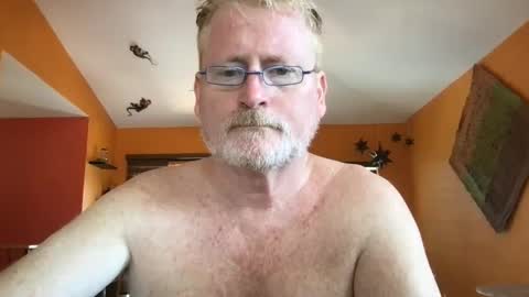 Snapshot of tomascausa chatting on 23, 9, 2025 Hola online show from 23, 9, 2025