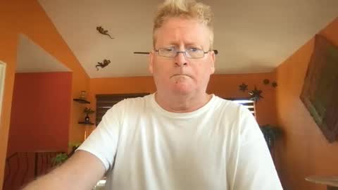 Snapshot of tomascausa chatting on 1, 3, 2026 Hola online show from 1, 3, 2026