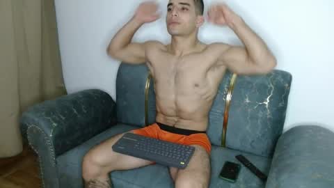 tomaz_18 online show from 20, 5, 2026