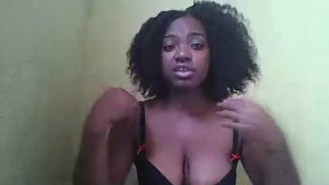 Snapshot of tomboasy chatting on 30, 9, 2025 tomboasy online show from 30, 9, 2025